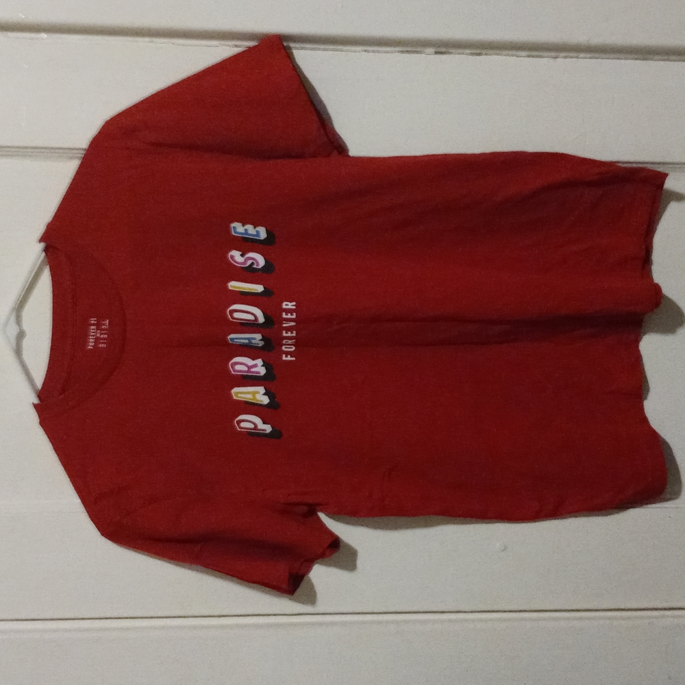 Forever 21 T-Shirt